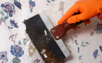 Отклеить обои с гипсокартона