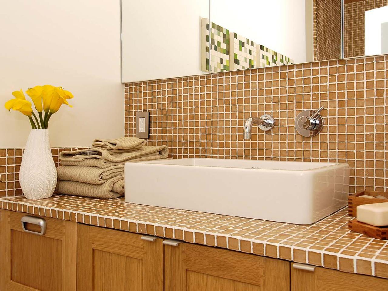 sp0187_glass-tile-top_s4x3-jpg-rend-hgtvcom-1280-960