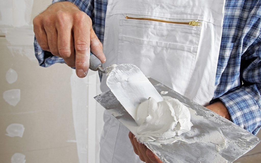 vidy-shpaklevochnyh-materialov-dlya-sten-i-potolkov